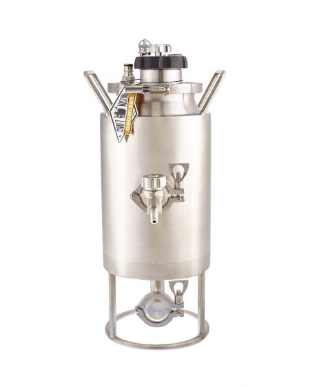 grunitank growler in stainless steel finish with white background.