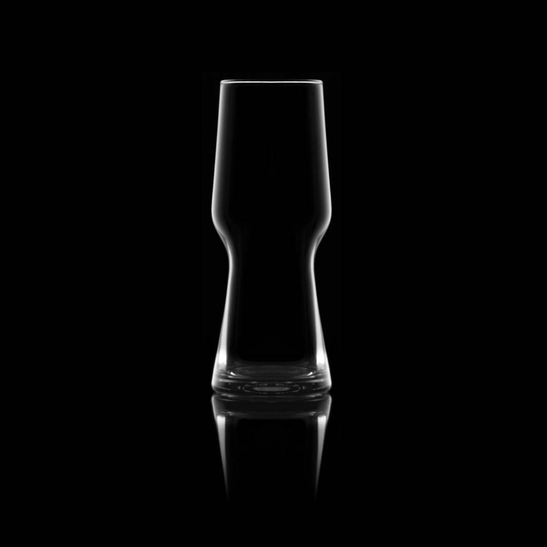 https://www.craftmastergrowlers.com/wp-content/uploads/2023/01/14oz-craft-ipa-glass-black-back-far.jpg