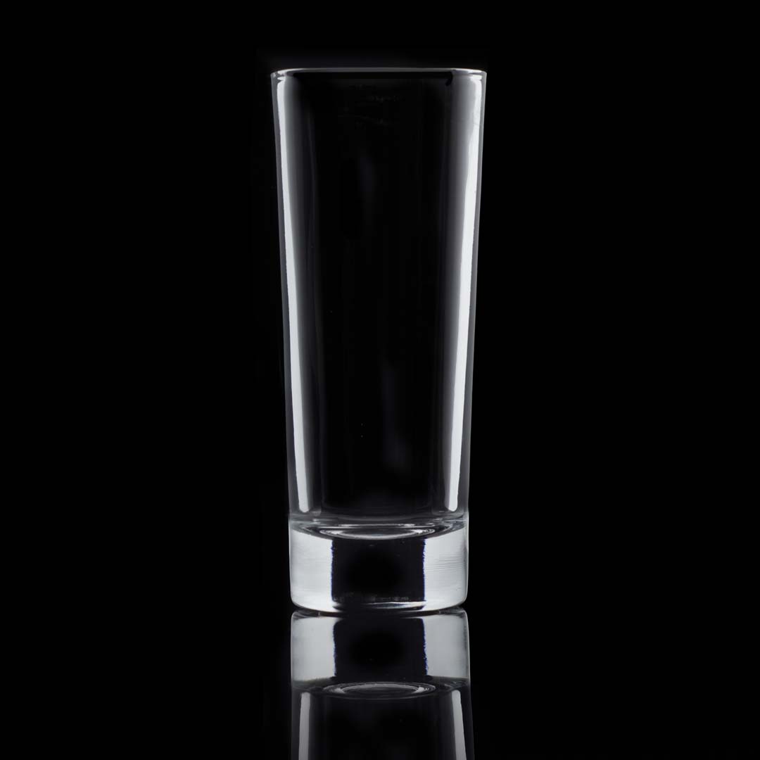 https://www.craftmastergrowlers.com/wp-content/uploads/2023/01/4oz-shooter-shot-glass-black-back.jpg