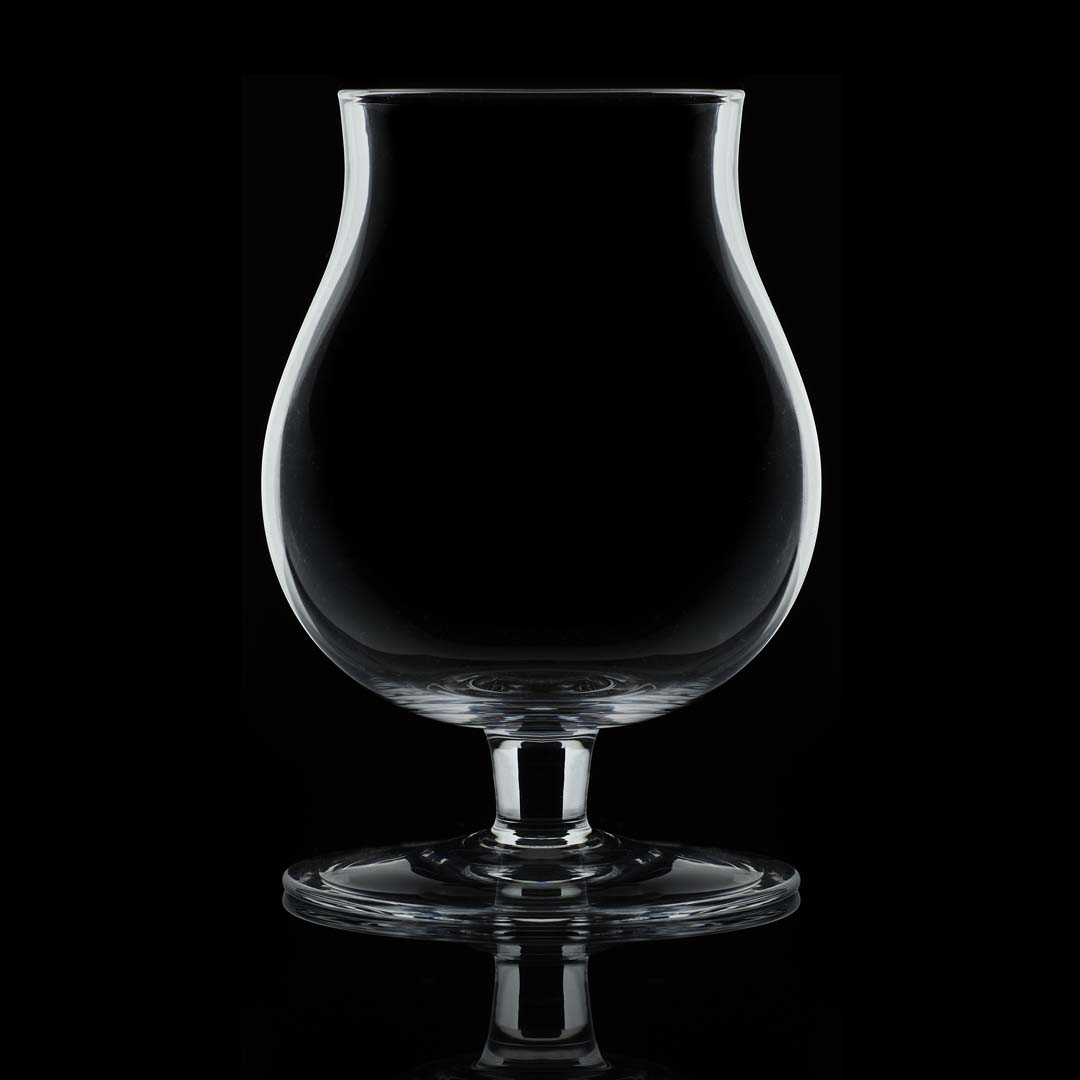 Footed Balloon IPA and Stout Glass 19oz - Image 3
